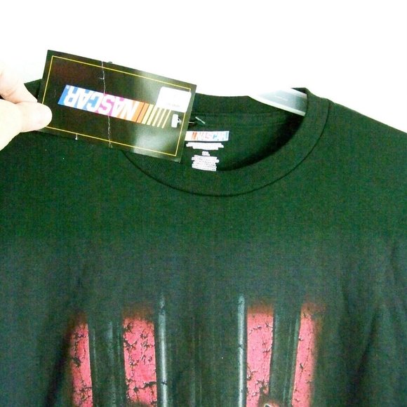 NWT Mens 2XL Nascar Black T-Shirt Tee Born to Run - Picture 3 of 4